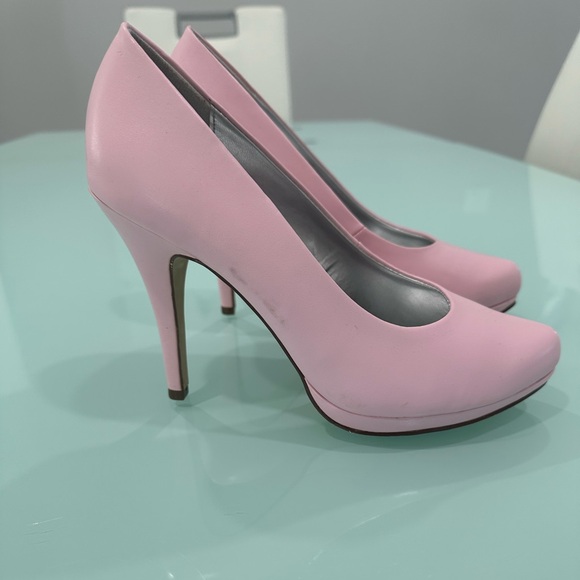 NEW X-appeal Pink 3” Closed Toe Heels Size 8 NWOT - Picture 3 of 5